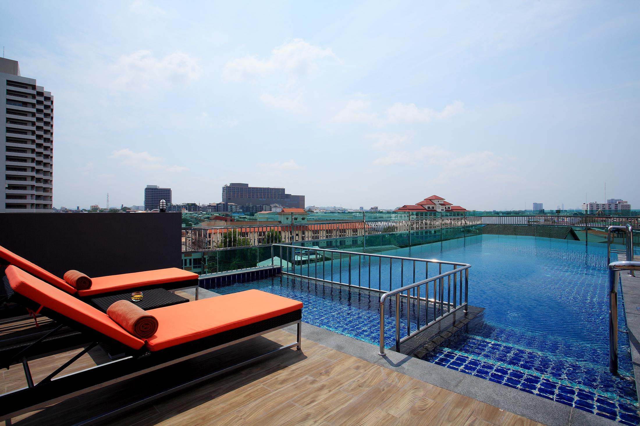 Nova Express Pattaya Hotel Εξωτερικό φωτογραφία