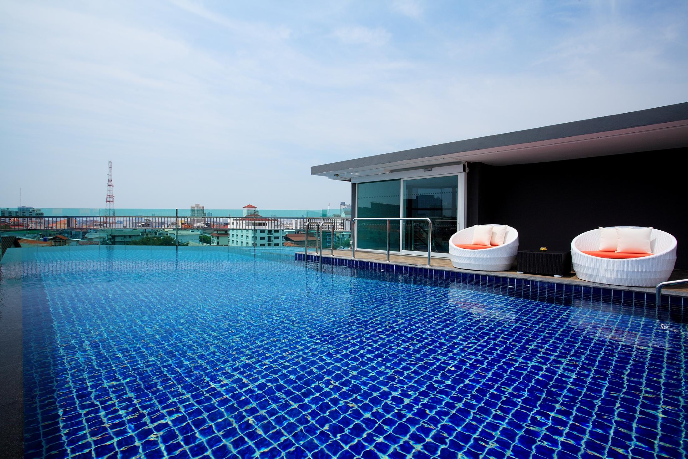 Nova Express Pattaya Hotel Εξωτερικό φωτογραφία