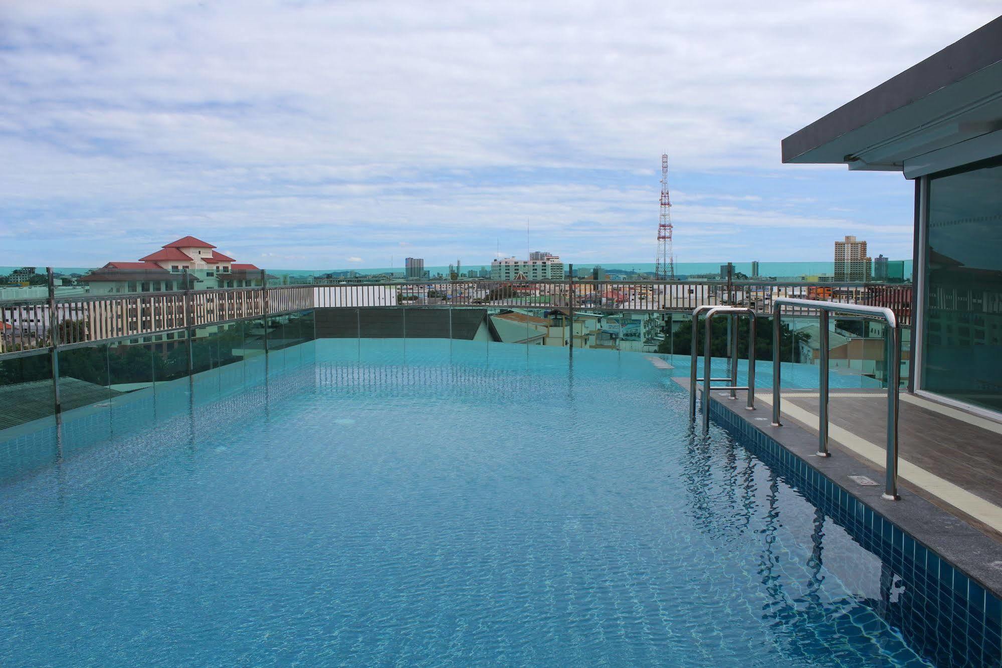 Nova Express Pattaya Hotel Εξωτερικό φωτογραφία